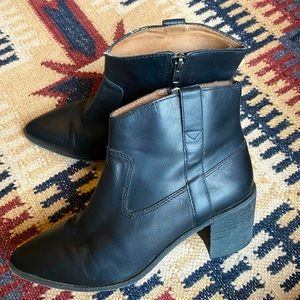Madewell western black booties